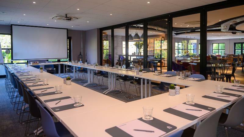 Hotel Campanile & Restaurant 3*